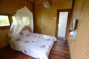 Majatalo Prilpai Guesthouse