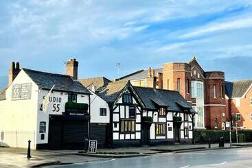 Общежитие 53 Church Street