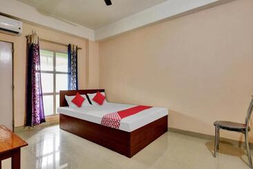 Hotel Oyo Flagship 81185 Welcome Adress Homestay