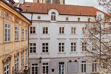 Women S Only Hostel   Female Only