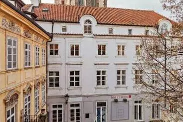 Women S Only Hostel   Female Only