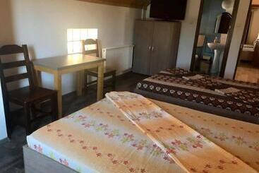 Pensiunea Valea Oiasca