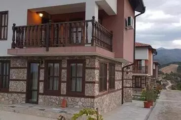 ペンション къщи за гости с. любовище