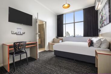 Hotel Nightcap At Ashley