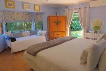 Tracey's B&b