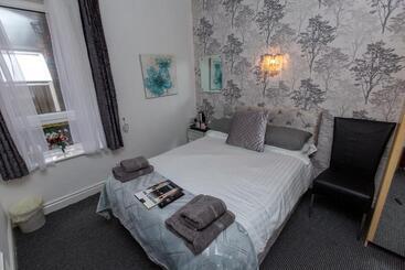 ペンション The Carlton