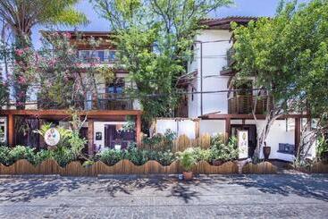 مسافرخانه Pousada Joao Sol