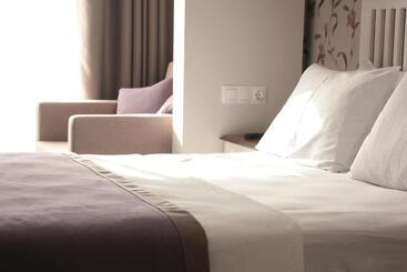 住宿加早餐  Focamor Otel