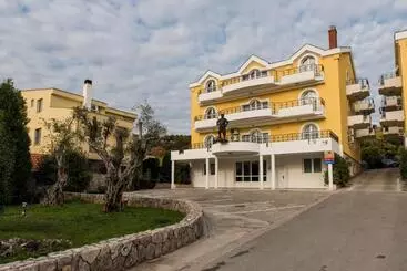 Otel Crnogorska Kuća