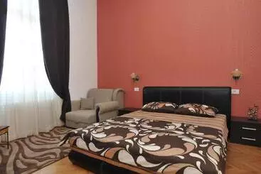 Hotel Le Petit Chateau