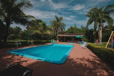 Ostello Pousada Chácara Rama