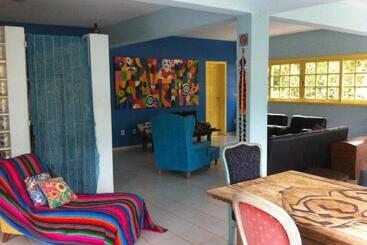 تختخواب و صبحانه Pousada Da Tina