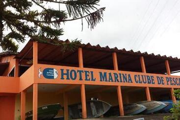 ホテル Marina Clube De Pesca