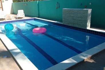 ホテル Pousada Manhã Dourada