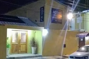 Unibarão Hotel  Próximo As Universidades Unicamp Puc Hospitais  Bancos Restaurantes Praça Capital  S