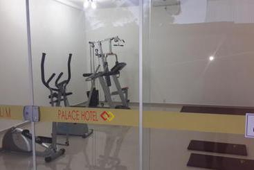 בית מלון כפרי Premium Palace