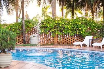 ホテル Vila Romana Park