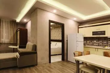 Hotel Azd House