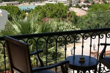 Pasha Port Hotel & Restaurant