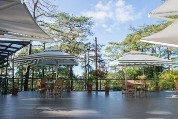 Hotel Grand Sierra Pines Baguio