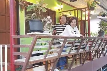 Hotel Warakorn Baansuan Amphawa