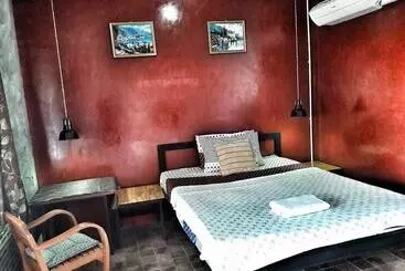 Hôtel 102 Residence