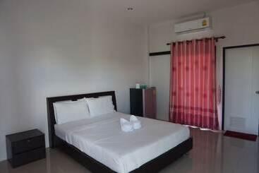 酒店 Sandee Homeplace