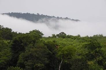 פנסיון Phu Tubkaek View House