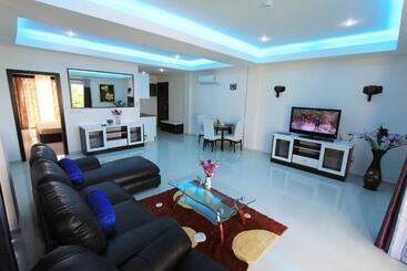 Siam Royal View Resort Apartments