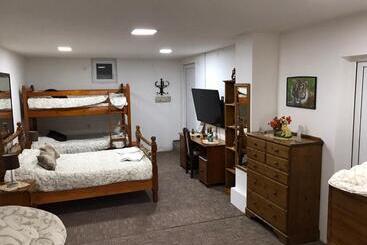 تختخواب و صبحانه Villa Lola & Nikola