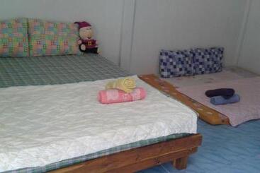 Lung Teeb Paradise Chao Lao Resort