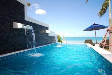 בית מלון כפרי Chaweng Budget