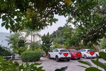 Scenic Riverside Resort