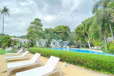 White House Bailan Resort