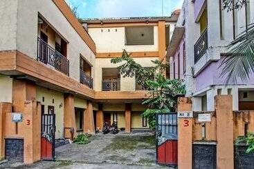 Hotel V Ar House By Oyo