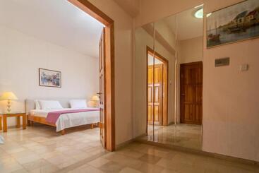 בית מלון כפרי Elman