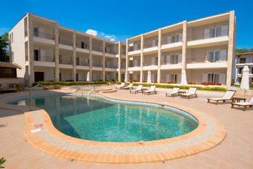 فندق Siviris Golden Beach