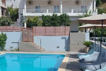 Отель Studios Spiros Parga