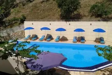 Sfinias Apartments