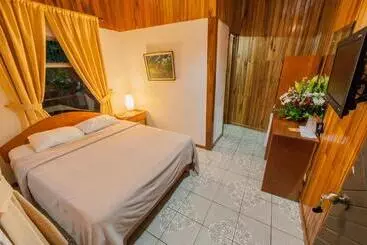 هتل Cabinas Eddy B&b