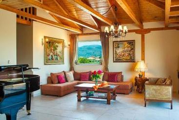 هتل Lefkas Blue Residence