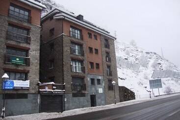 Apartamentos Canillo Les Moles 3000