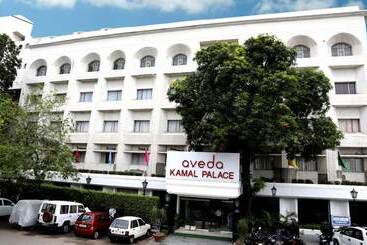 Hotel Kamal Palace