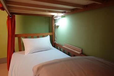 Center.center Hostel