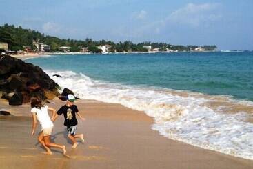 פנסיון Sea Song