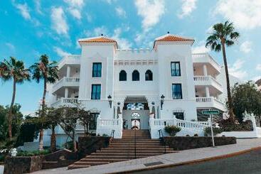 Huoneisto Ona Beverly Hills Heights