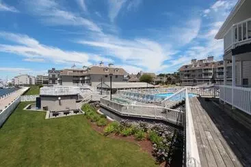 Hotelli Wellington Resort