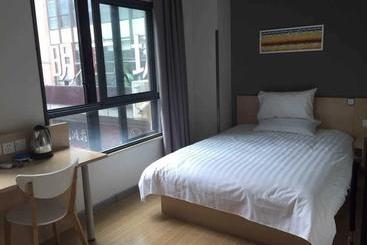 Отель Hanting  Shanghai Songjiang University Town