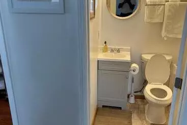 Majatalo The Marysville Dome   Grannie House