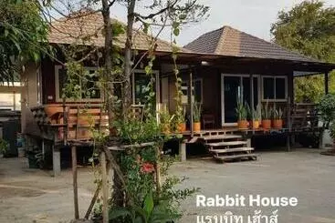 ベッドアンドブレックファースト Rabbit House